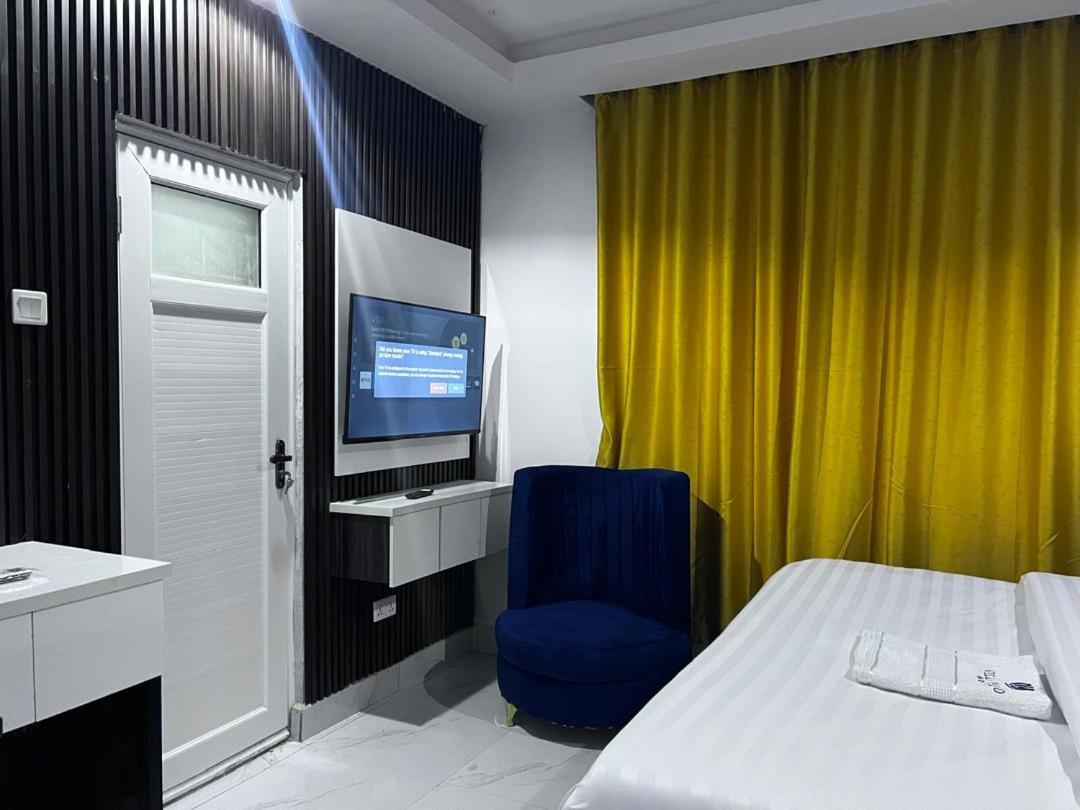 Villa Palazzo Hotel 2 伊凯贾 外观 照片