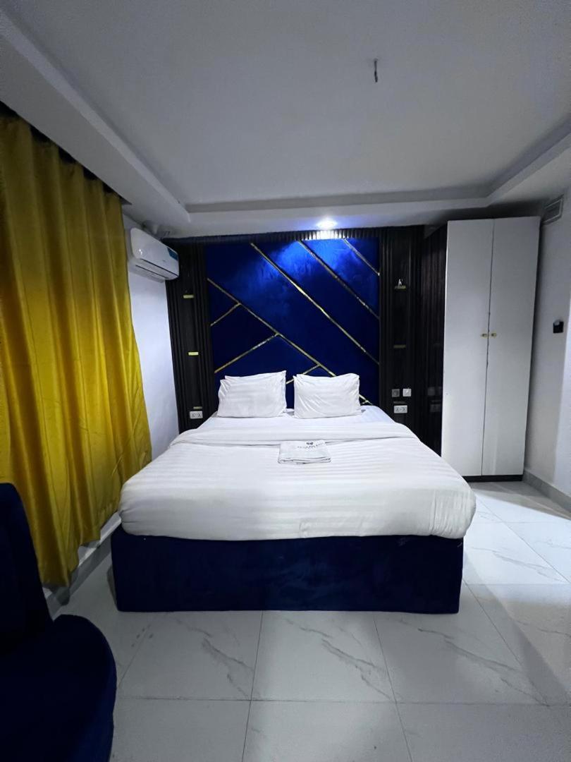 Villa Palazzo Hotel 2 伊凯贾 外观 照片