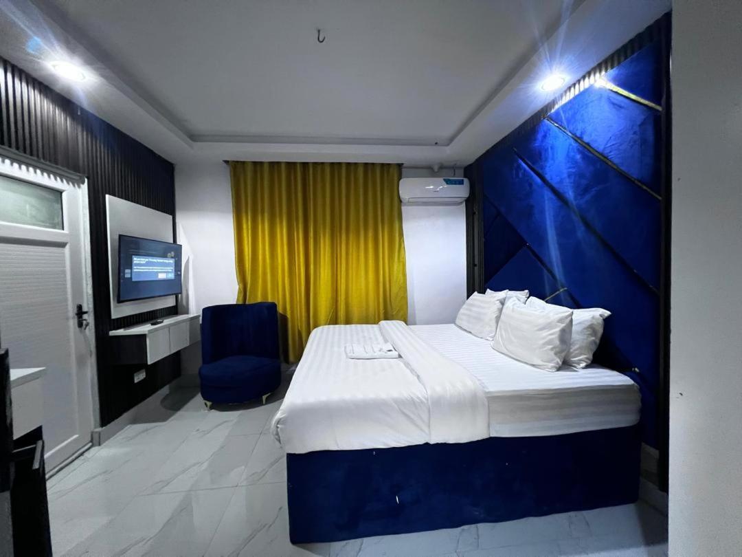 Villa Palazzo Hotel 2 伊凯贾 外观 照片