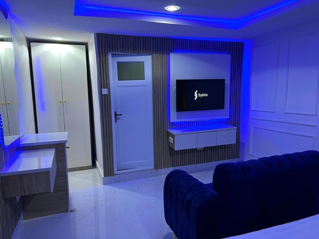 Villa Palazzo Hotel 2 伊凯贾 外观 照片