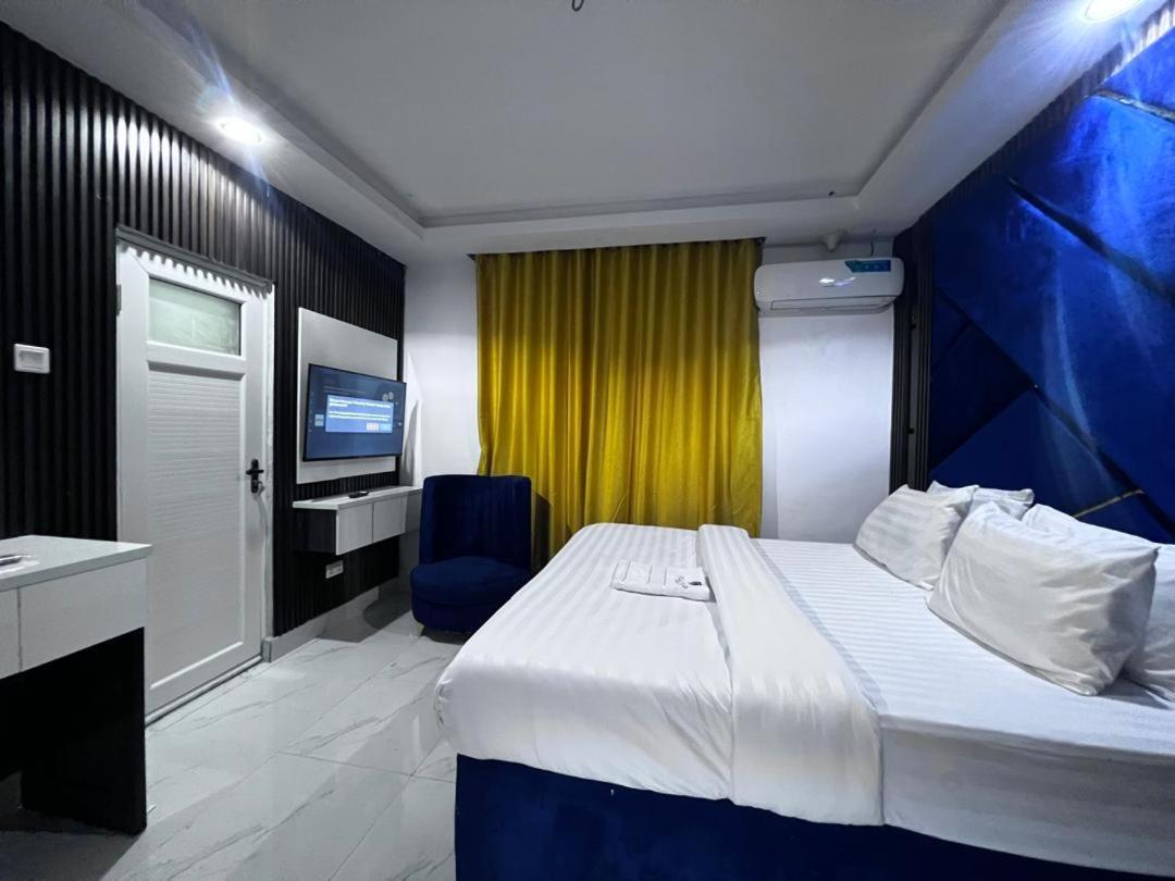Villa Palazzo Hotel 2 伊凯贾 外观 照片
