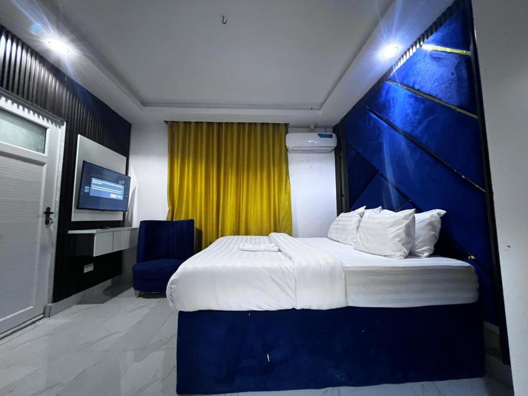 Villa Palazzo Hotel 2 伊凯贾 外观 照片