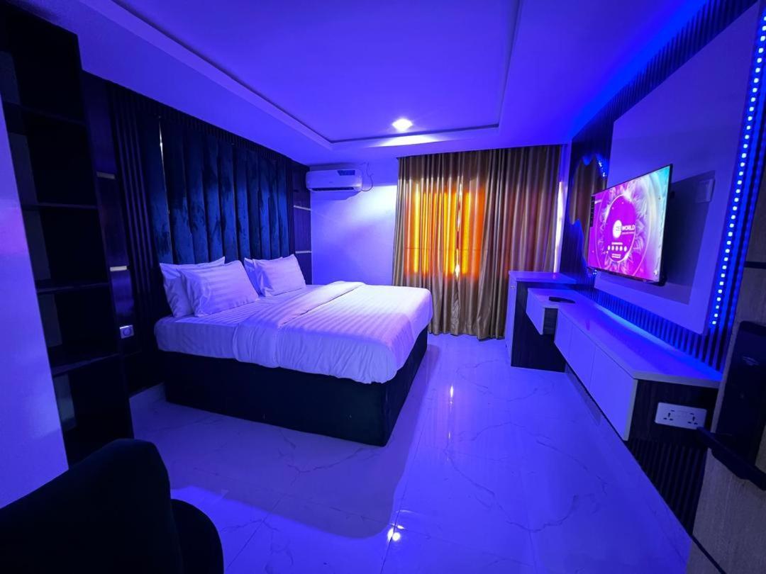 Villa Palazzo Hotel 2 伊凯贾 外观 照片
