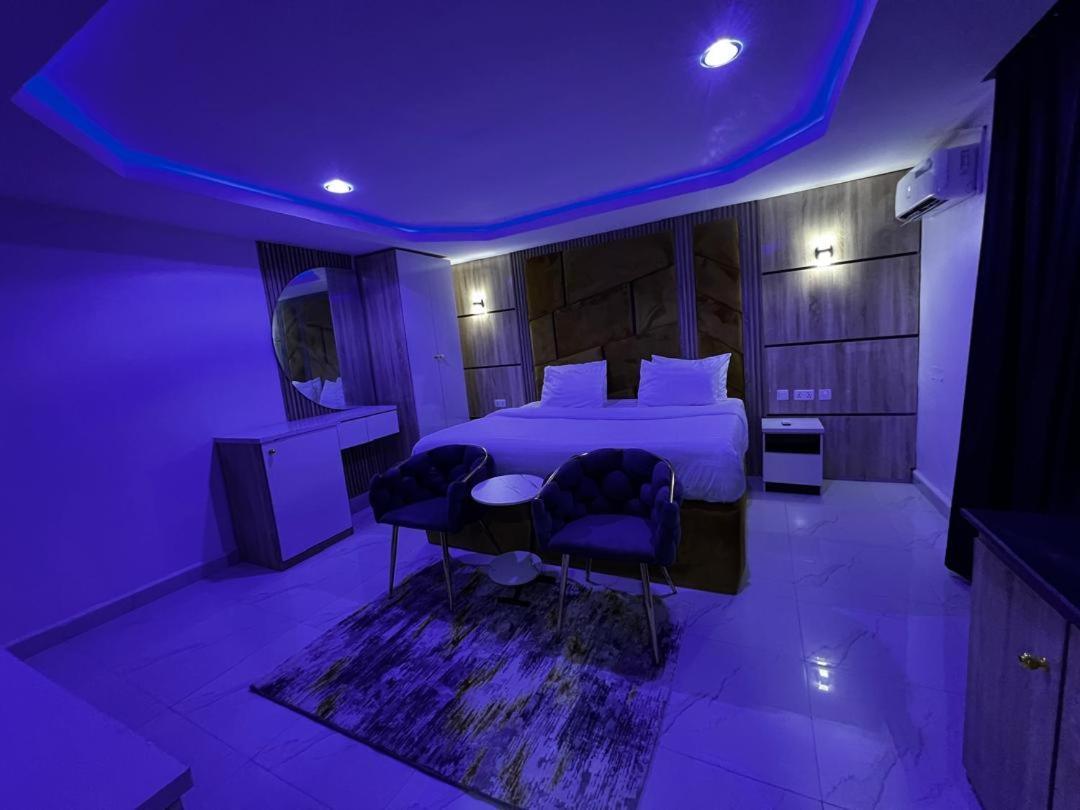 Villa Palazzo Hotel 2 伊凯贾 外观 照片